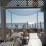 Enzo Hotel 4*