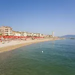 Enzo 4* Porto Recanati