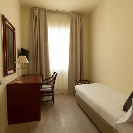 Enzo Hotel 4*