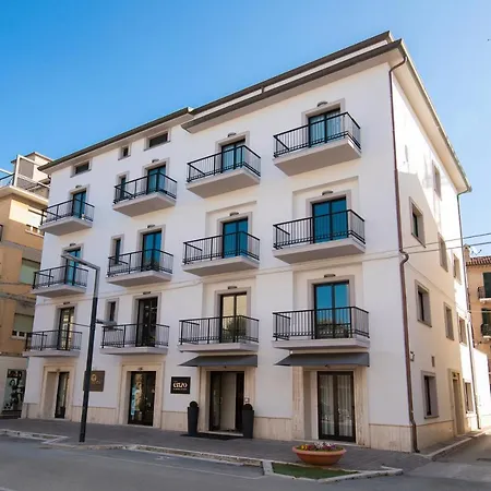 Enzo Hotel 4*