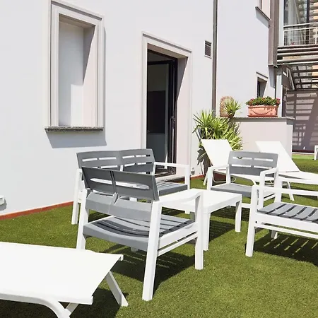Enzo 4* Porto Recanati