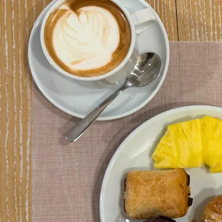 فندق Enzo بورتو ريكاناتي