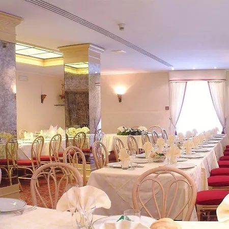 Hotel Enzo 4*